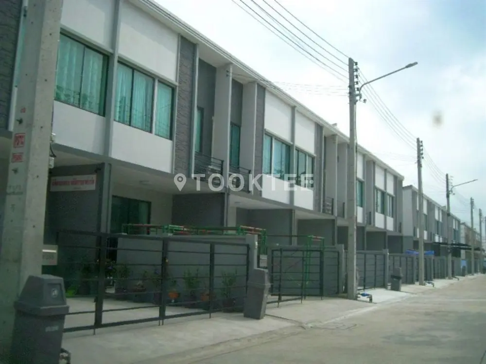 พลีโน่ พหลโยธิน-รังสิต