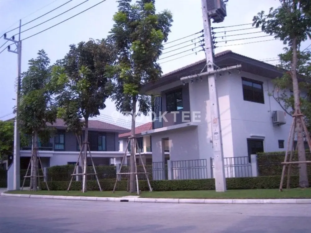 เศรษฐสิริ วงแหวนลำลูกกา