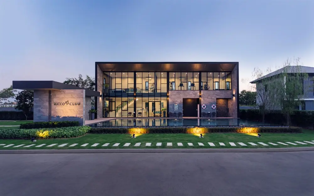 เดอะ ริคโค้ ทาวน์ วงแหวนฯ-ลำลูกกา