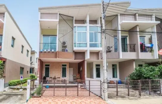 ฮาบิทาวน์ โฟลด์ ติวานนท์-แจ้งวัฒนะ