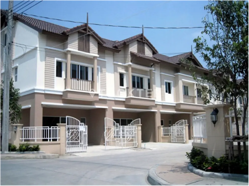 ปริญลักษณ์ ไลท์ สามัคคี