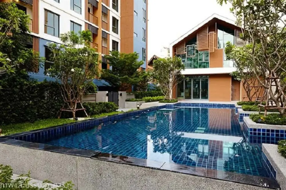 เดอะ ไพรเวซี่ คอนโด