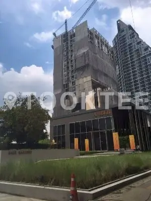 แอมเบอร์ บาย อีสเทิร์น สตาร์