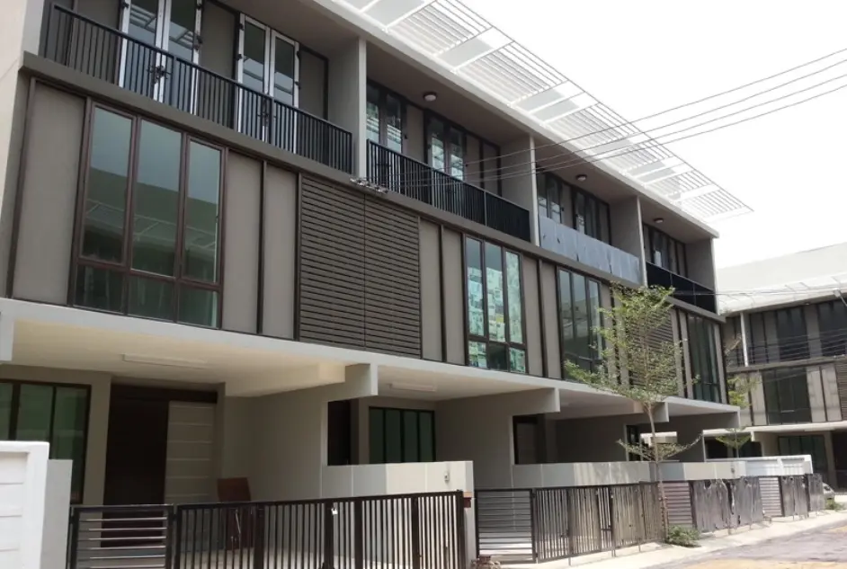 อารียา ทูบี เกษตร-นวมินทร์