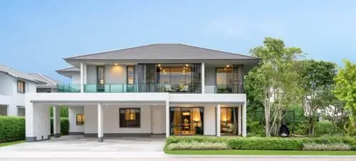 บุราสิริ วัชรพล