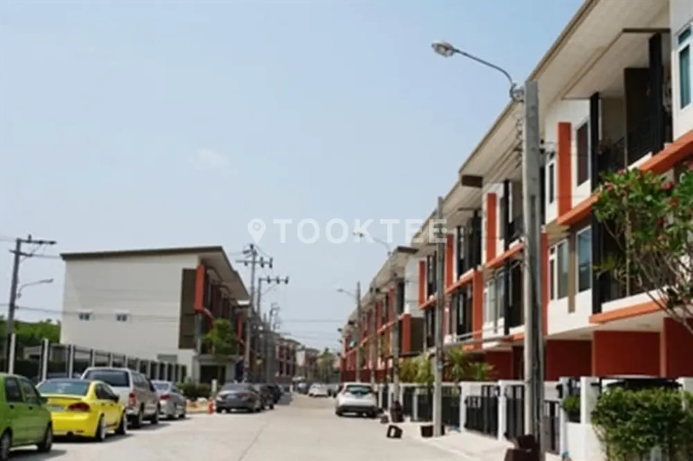 เดอะ ทรัสต์ ทาวน์โฮม เกษตรนวมินทร์-นวลจันทร์