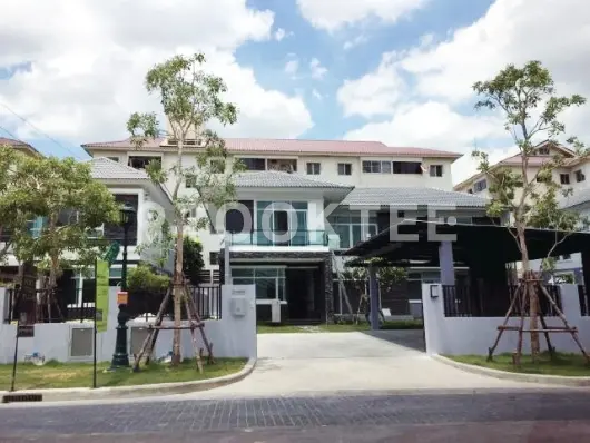 ดิ โอโซน ปัญญาอินทรา