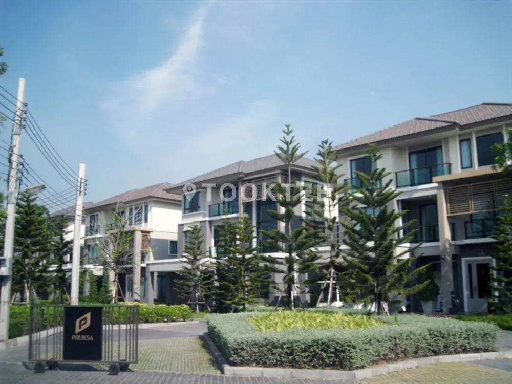 ภัสสร วงแหวน-รามอินทรา