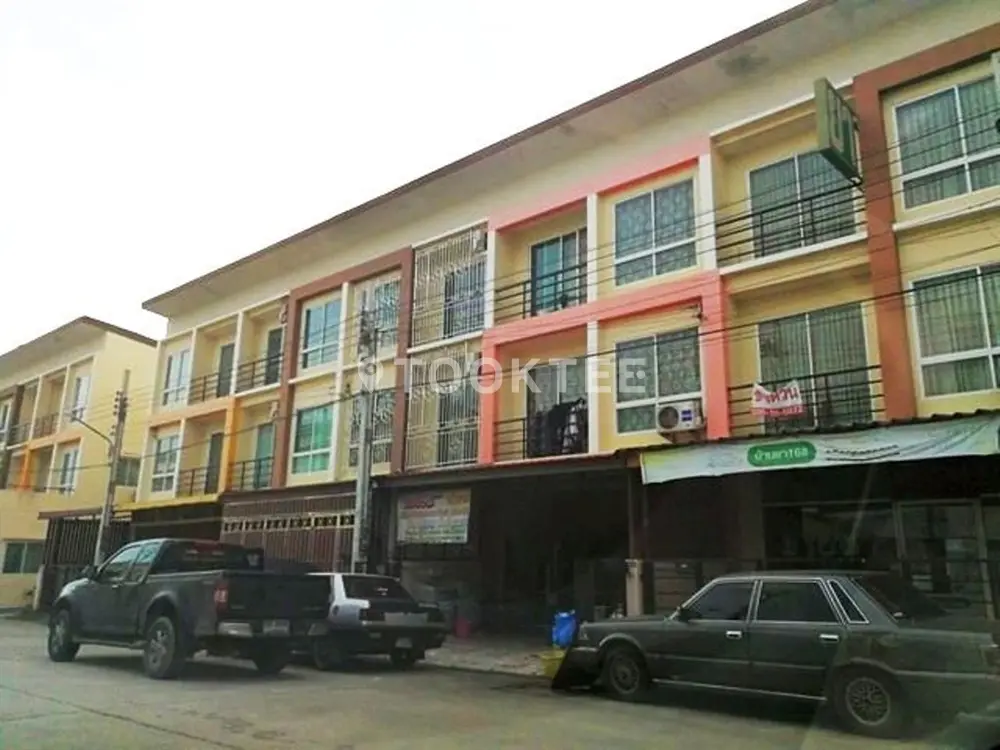 เพ็ญศิริ 4 ถนนเลียบวารี (คู้ขวา)