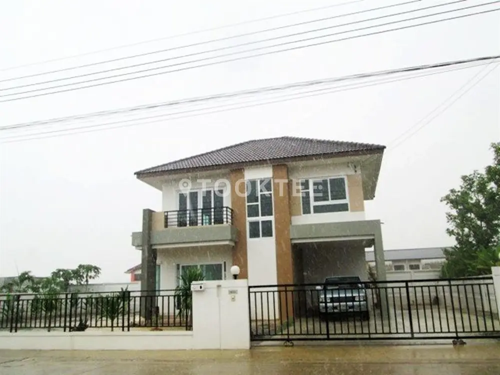 ดิ เอกเทนโซ หนองจอก