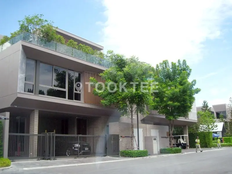 อาร์เทล พัฒนาการ – ทองหล่อ