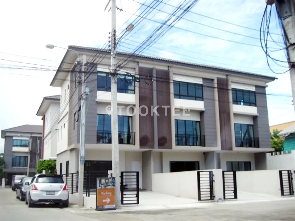 เดอะ คอนเนค อัพ 3 เฉลิมพระเกียรติ 67