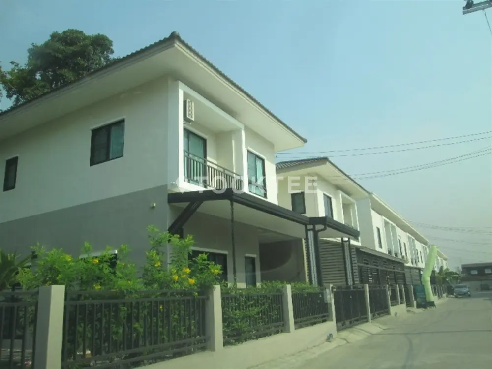 พรีเมียร์ วิลล์ (สำโรง-ปู่เจ้าสมิงพราย)