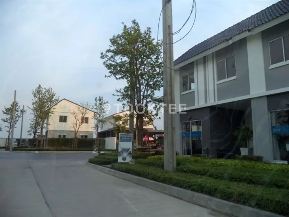 บ้านพฤกษา 74/1 (ศรีนครินทร์-เทพารักษ์)