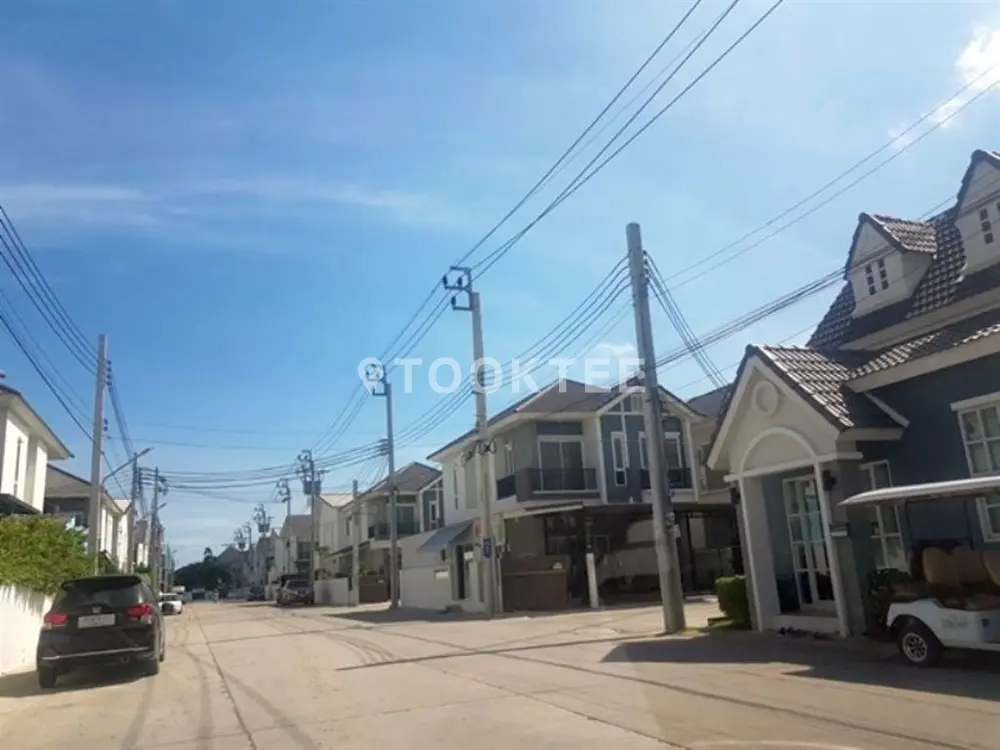 นครทอง โคโลนี่