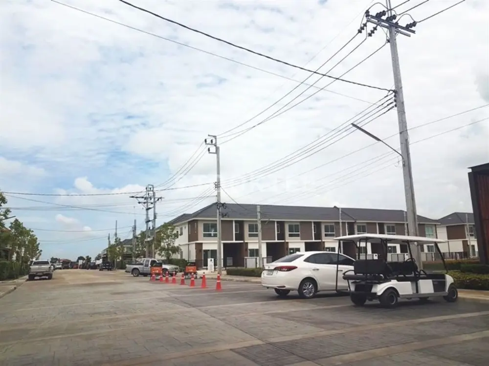 เดอะ คอนเนค เทพารักษ์-เมืองใหม่