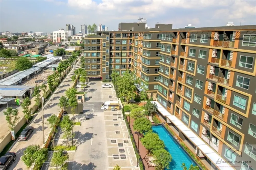 เมโทร ลักซ์ โรสโกลด์ พหล-สุทธิสาร