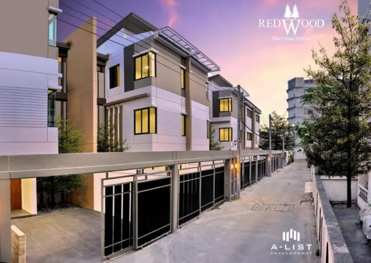 เรดวูด ดิ เออร์เบิ้น ฮาบิแทด