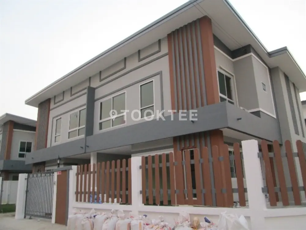 สินทวี แกรนด์วิลล์ ประชาอุทิศ 90-คลองสวน