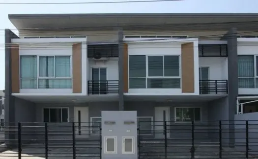 โนวา อาร์ท ประชาอุทิศ