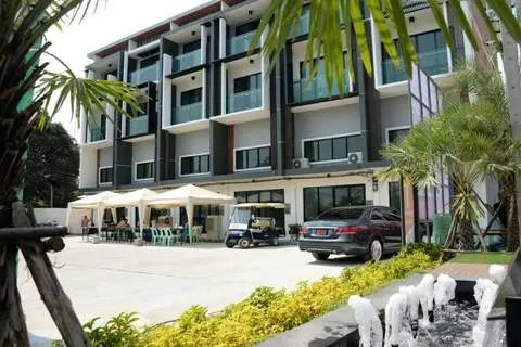 ริชชี่ เพลส 3