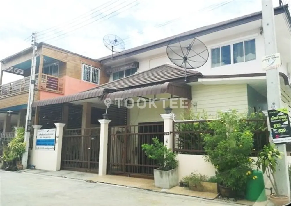 บ้านจารุวรรณ ซอยไร่ขิง 18