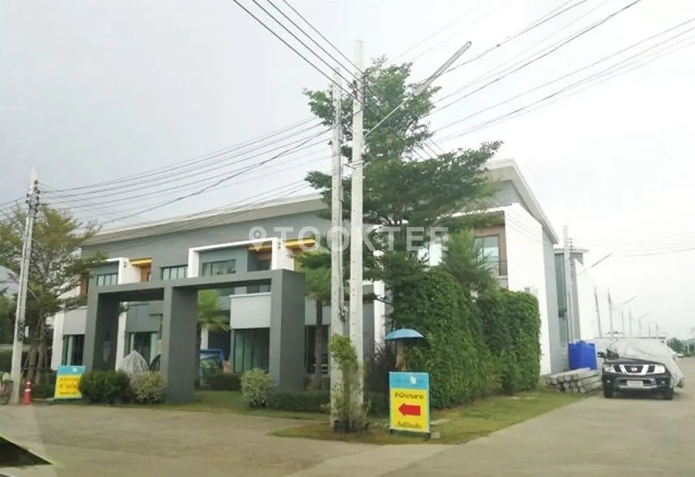 ดิ โอโซน เพชรเกษม 53