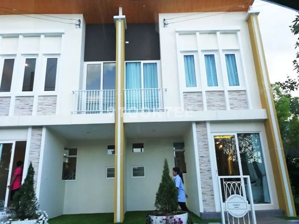 โกลเด้น ทาวน์ เพชรเกษม