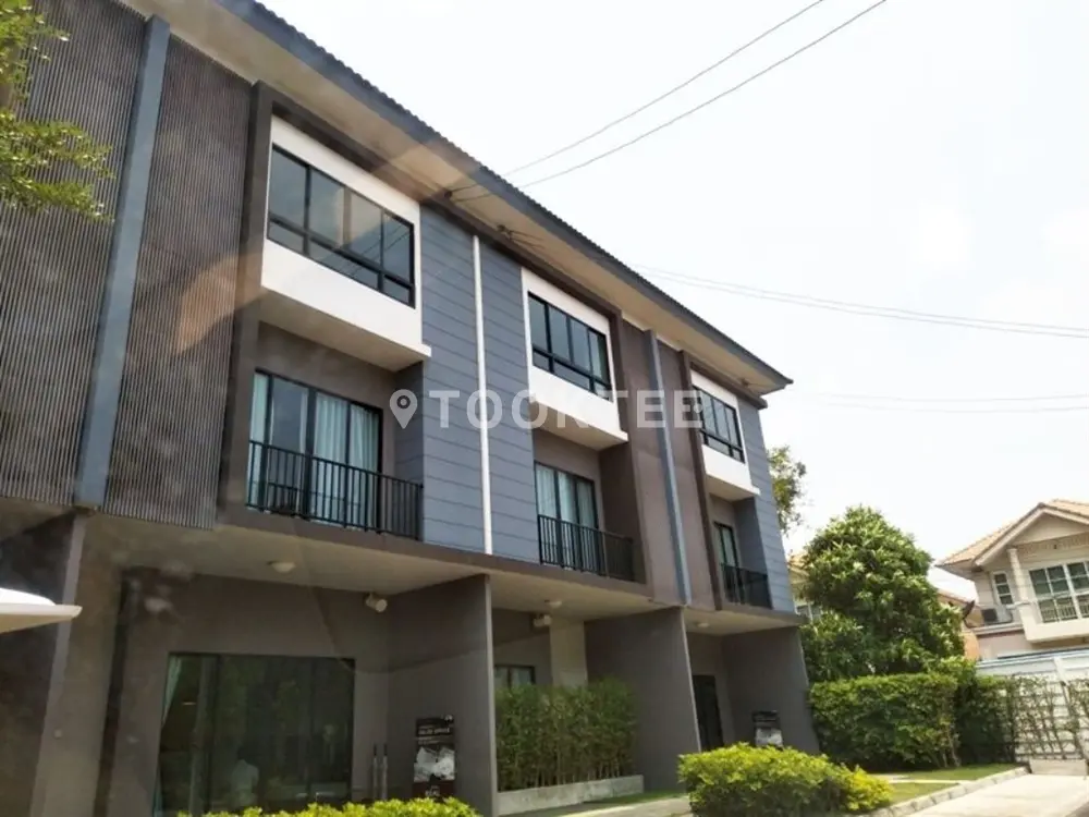 เดอะ คอนเนค เพชรเกษม 48