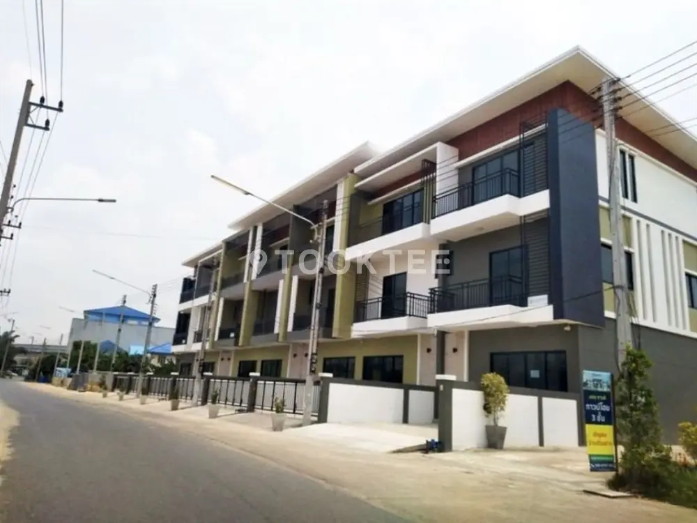 เดอะชานซ์ บรมราชชนนี-สาย 5