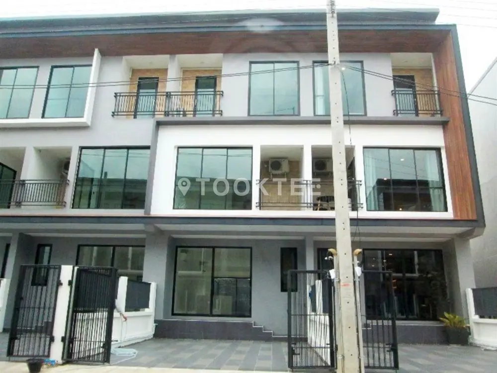 ซิกเนเจอร์ เรสซิเดนซ์