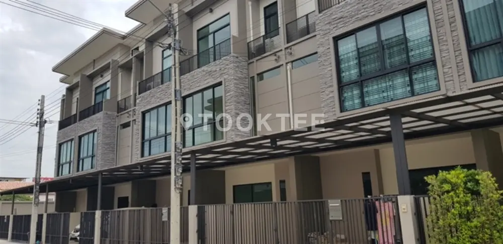 บ้านเปี่ยมสุข ปิ่นเกล้า-กาญจนาภิเษก