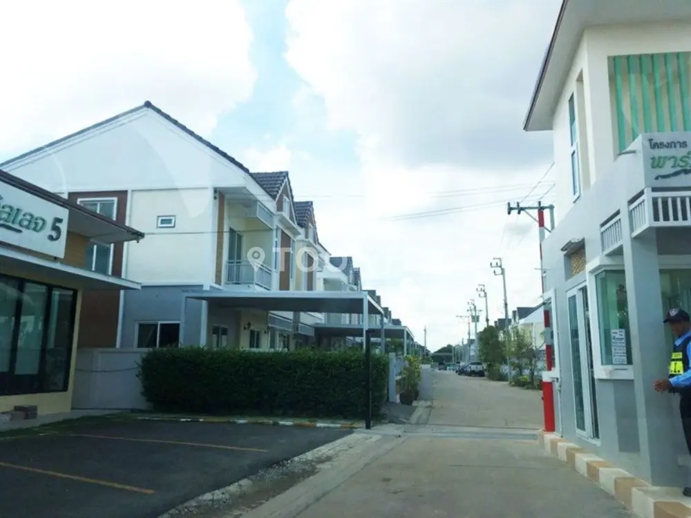 พาร์ค วิลเลจ 5 บางบัวทอง-ไทรน้อย