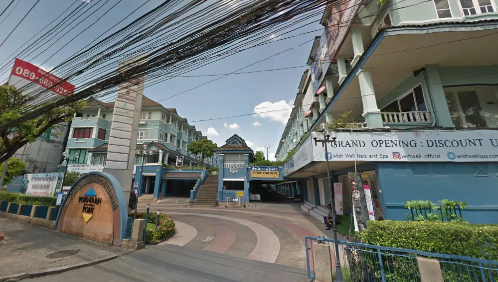 พรไพลิน บิสสิเนส พอยท์,อาคาร