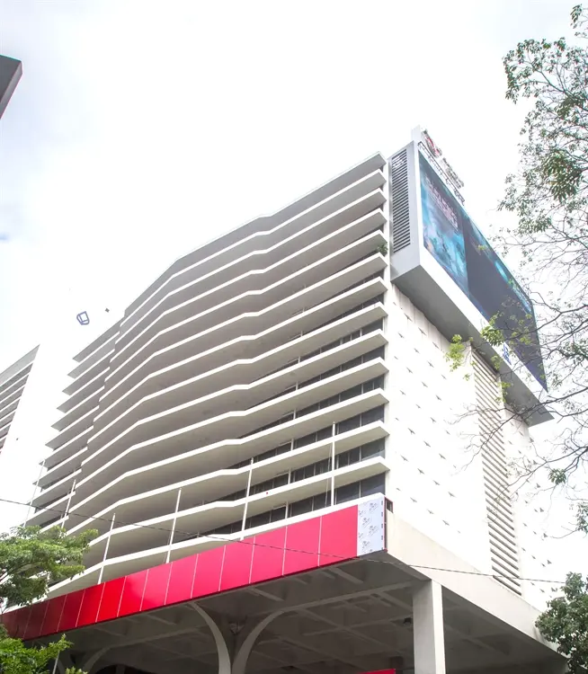 คาราบาวกรุ๊ป,อาคาร