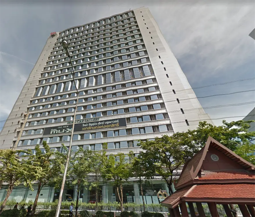 ตรีเพชรอีซูซุเซลส์ - สำนักงานใหญ่ ,บจก.