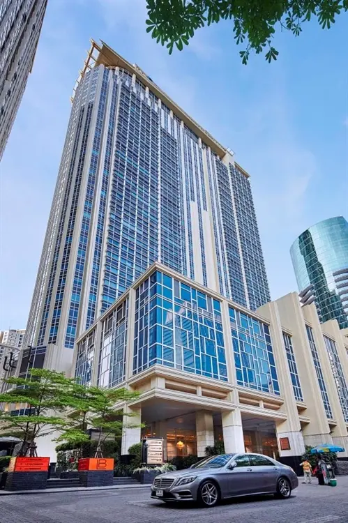 แอทธินีทาวเวอร์, อาคาร