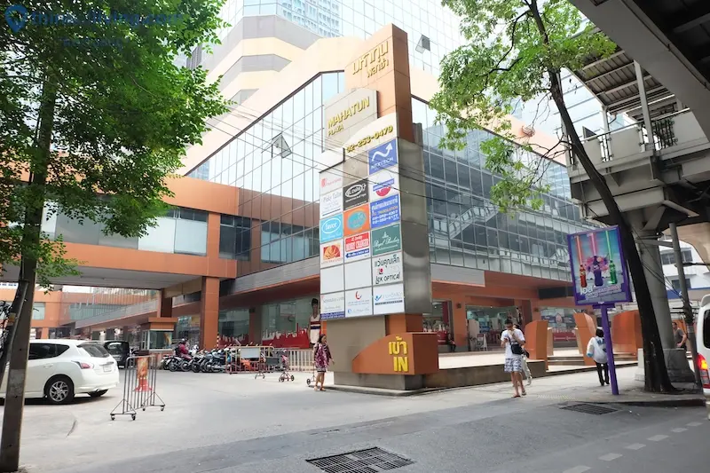 มหาทุนพลาซ่า, อาคาร