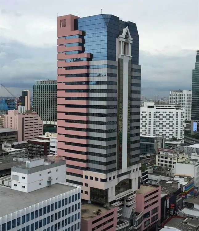 ธนิยะ, อาคาร