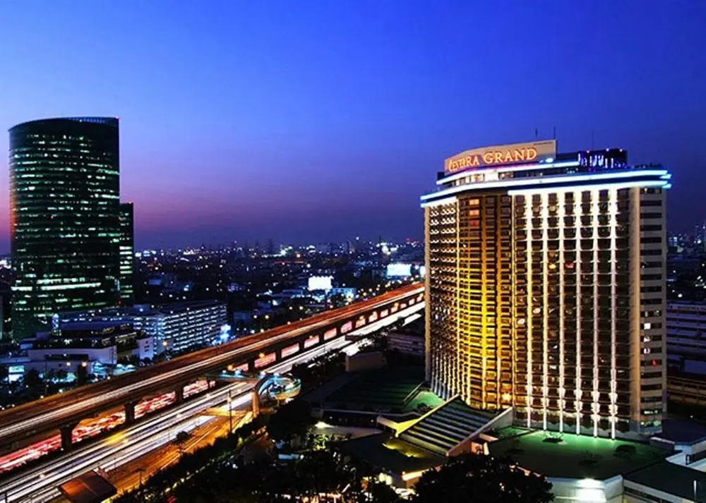 เซ็นทารา แกรนด์ แอท เซ็นทรัลพลาซาลาดพร้าว, โรงแรม