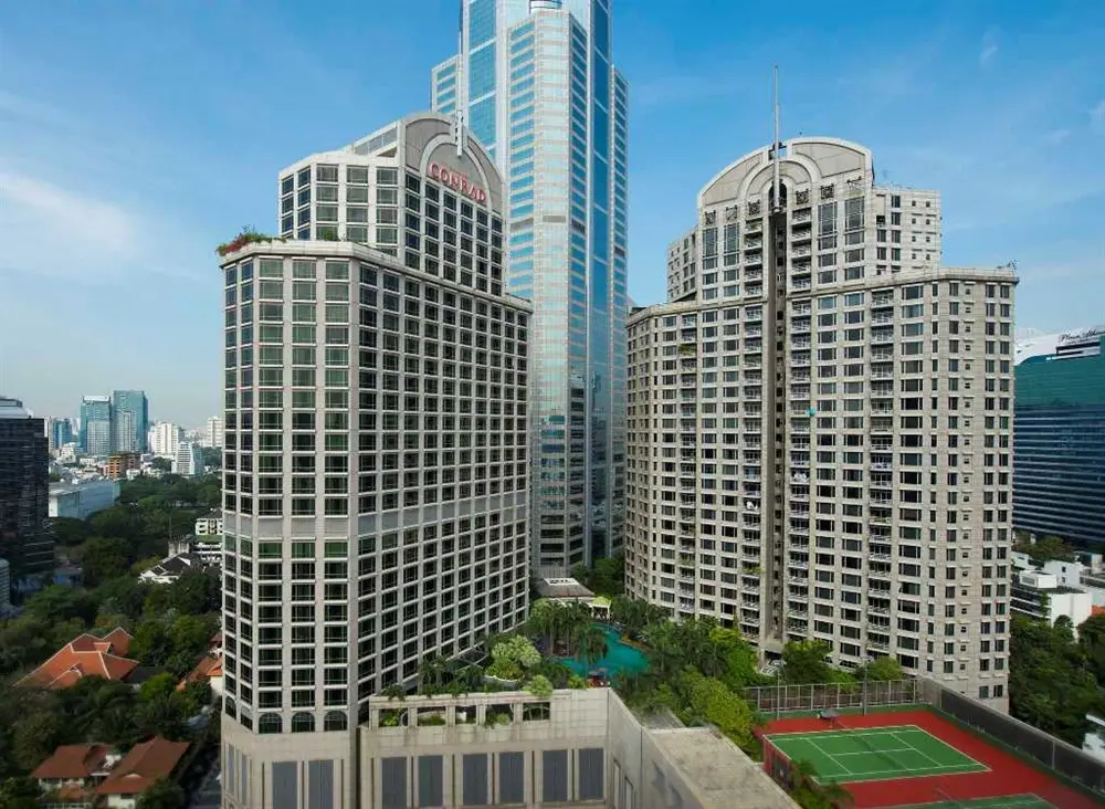 คอนราด กรุงเทพฯ, โรงแรม