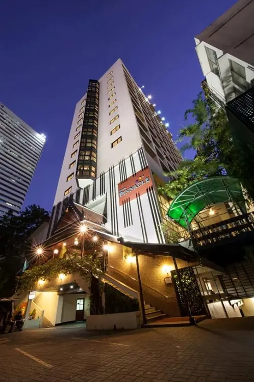 พินนาเคิล ลุมพินี พาร์ค, โรงแรม
