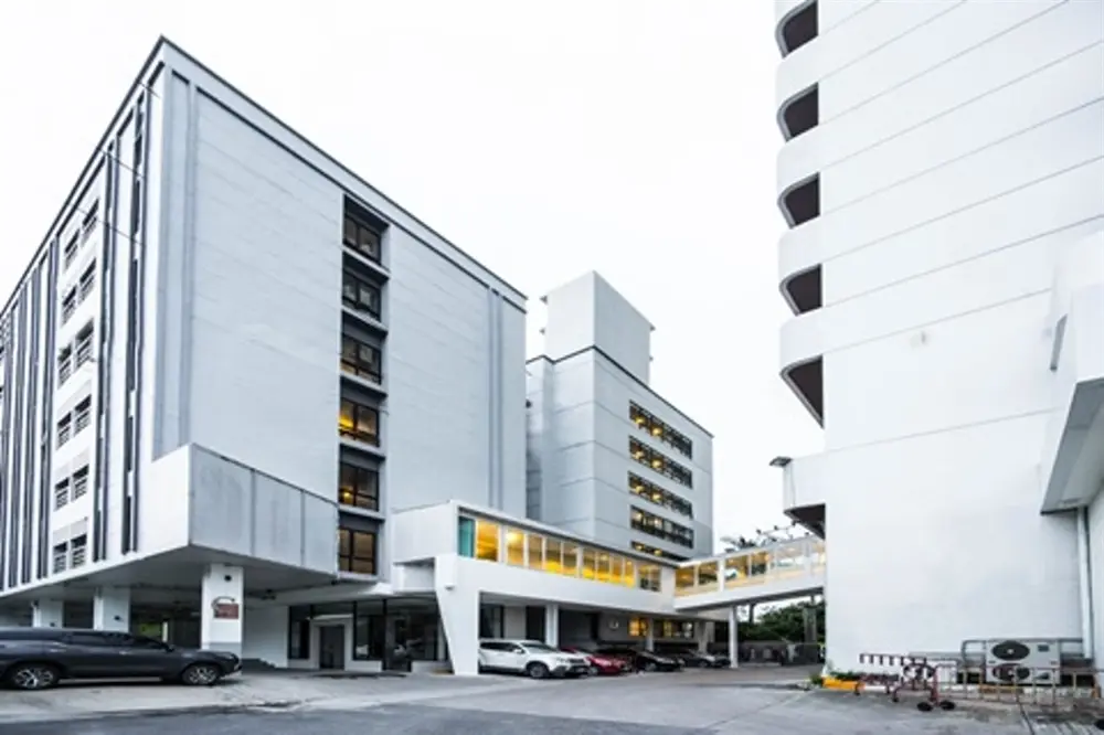 เอวาน่า, โรงแรม