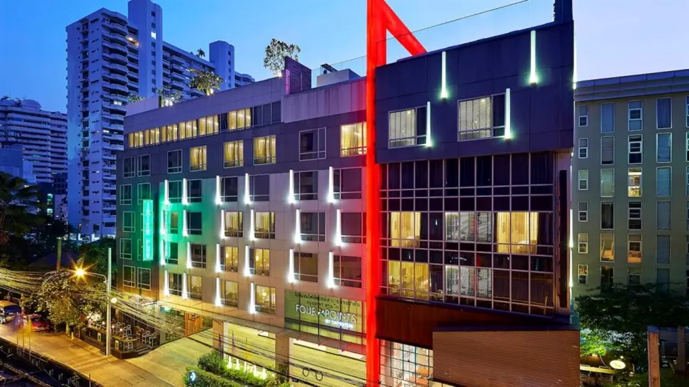 โฟร์พอยต์ บายเชอราตัน กรุงเทพฯ สุขุมวิท 15, โรงแรม