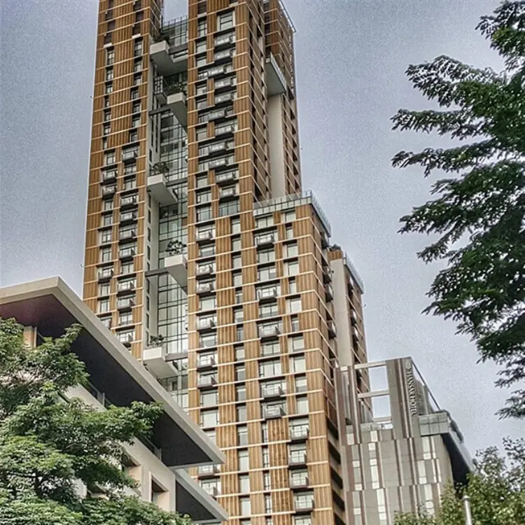 หรรษา กรุงเทพฯ, โรงแรม