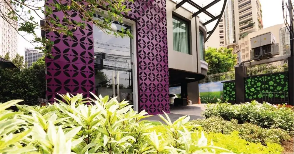 โฮเทล โคลเวอร์ อโศก