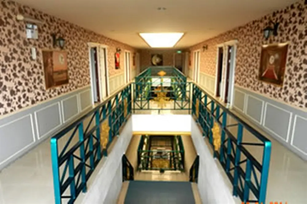 เวนีเซีย รีสอร์ท แอนด์ โฮเต็ล