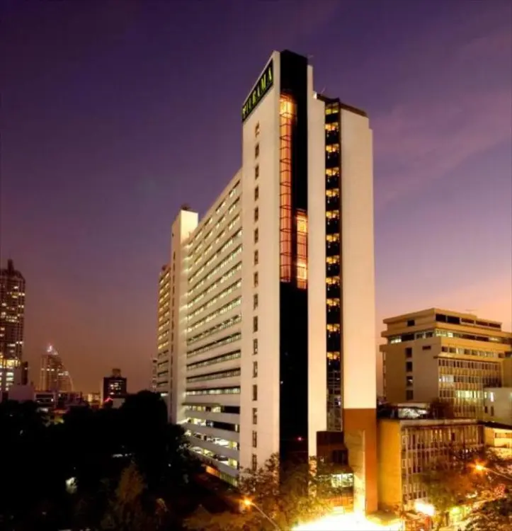 ฟูรามา สีลม กรุงเทพ, โรงแรม