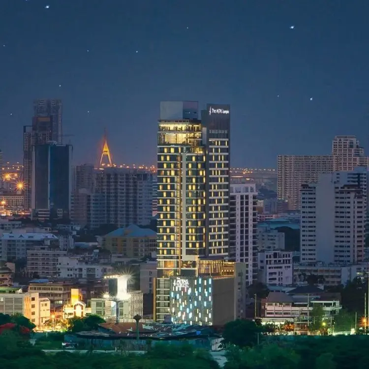 ดิ เอทัส ลุมพินี