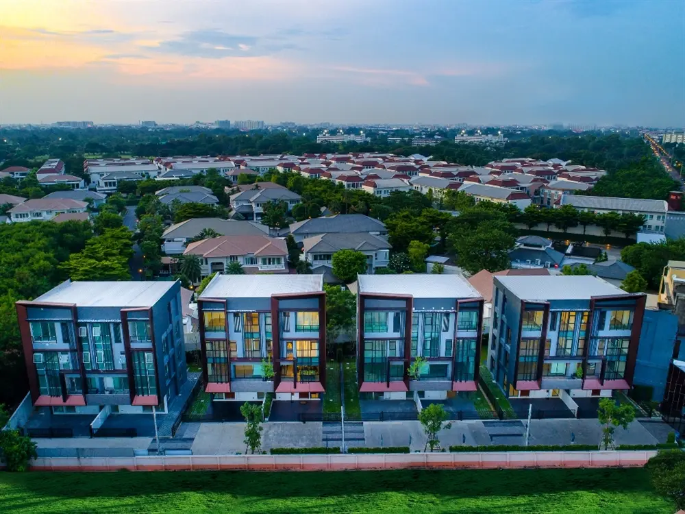 อัลติจูด พรูพ เกษตร-นวมินทร์